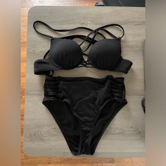 Shade & Shore Other - Shade and Shore Black Push-Up Top Bikini in Black